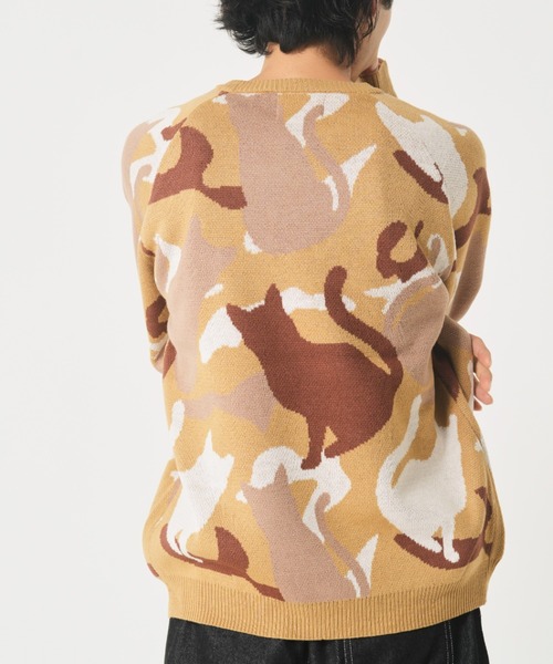 CORISCO（コリスコ）の「アニマルカモフラ柄ニット(M1)（ニット/セーター・メンズ・カーキ系2/ベージュ系1/グレー系2/カーキ系1/ベージュ系2/グレー系1・X-LARGE/LARGE/MEDIUM）」の15枚目の写真