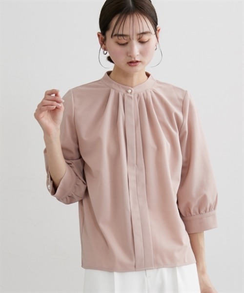 nissen（ニッセン）の「七分袖スタンドカラーカットソーブラウス【ＵＶカット・洗濯機ＯＫ】（シャツ/ブラウス・レディース・オフホワイト/ライトピンク/グレー/ブルー・L/M/3L/LL）」の4枚目の写真