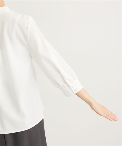 nissen（ニッセン）の「七分袖スタンドカラーカットソーブラウス【ＵＶカット・洗濯機ＯＫ】（シャツ/ブラウス・レディース・オフホワイト/ライトピンク/グレー/ブルー・L/M/3L/LL）」の20枚目の写真