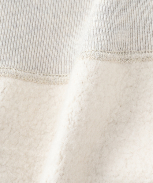 Champion（チャンピオン）の「CHAMPION / チャンピオン RW(R) 1ST PATENT C/N SWEATSHIRT（スウェット・メンズ・グレー・MEDIUM/LARGE）」の5枚目の写真