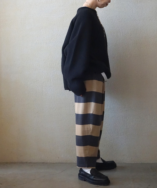 JOURNAL STANDARD LUXE（ジャーナルスタンダード　ラックス）の「ボーダータックパンツ（その他パンツ・レディース・チャコールグレー/ネイビー・FREE）」の3枚目の写真