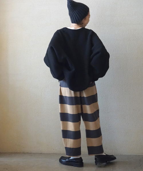 JOURNAL STANDARD LUXE（ジャーナルスタンダード　ラックス）の「ボーダータックパンツ（その他パンツ・レディース・チャコールグレー/ネイビー・FREE）」の4枚目の写真