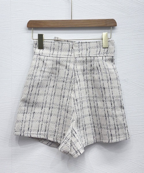 Miniministore(ミニミニストア)の「ツイードショートパンツ ラップスカート風(その他パンツ・レディース・ブラック/オフホワイト・M/S/L)」の14枚目の写真