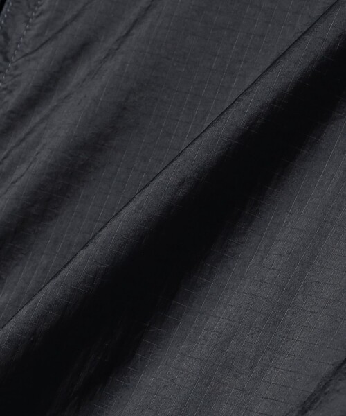 BARACUTA（バラクータ）の「BARACUTA / G4 BOX LIGHT RIP JACKET ナイロン ショートブルゾン（ブルゾン・メンズ・ネイビー/ロイヤルブルー/ブラック・38/42/40）」の17枚目の写真