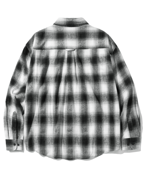 F.ILLUMINATE（フィルミネイト）の「フェードチェックシャツ-ブラック（シャツ/ブラウス・レディース・その他・LARGE/SMALL/MEDIUM）」の2枚目の写真