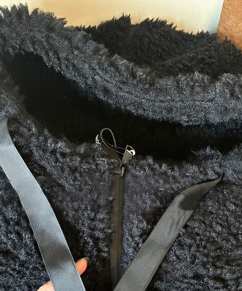 Dalfwin（ダールフィン）の「韓国ファッション バックロゴボアパーカーブルゾン（ブルゾン・レディース・ブラック・FREE）」の12枚目の写真