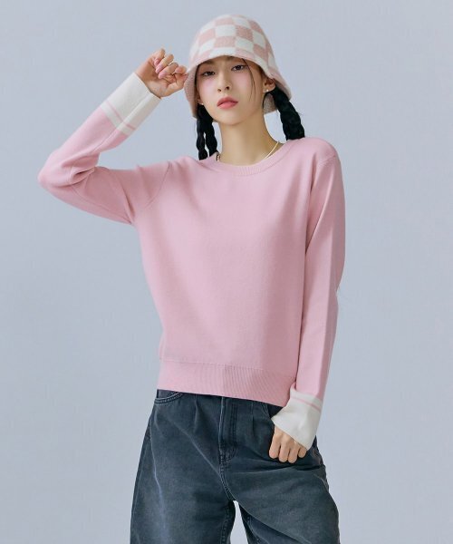 CHASECULT(チェイスカルト)の「レディース 袖配色 ラウンド スウェット-CFRG5261C0P(ニット/セーター・レディース・PINK・85/90)」の1枚目の写真