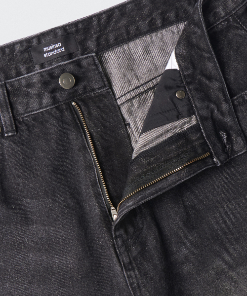 MUSINSA STANDARD（ムシンサスタンダード）の「ビッグブラシロングバミューダデニムパンツ[ブラック]（デニムパンツ・メンズ・その他・32/33/28/29/31/36/26/27/38/40/42/30/34）」の7枚目の写真
