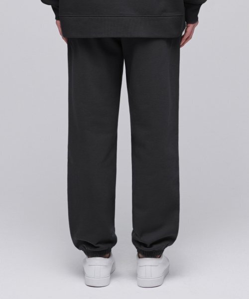 MUSINSA STANDARD（ムシンサスタンダード）の「スウェットパンツ[ガンメタル]（スウェットパンツ・メンズ・その他・SMALL/MEDIUM/LARGE/XX-LARGE/X-LARGE）」の3枚目の写真