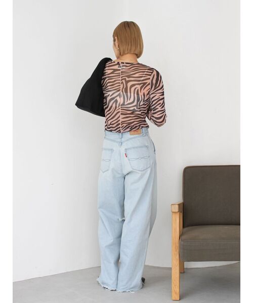 Ungrid（アングリッド）の「ゼブラ柄シアーチュールロングスリーブTee（Tシャツ/カットソー・レディース・ブラック/グリーン系その他・FREE）」の15枚目の写真