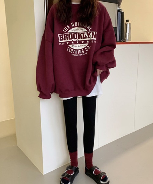 Flugge（フラッジー）の「カジュアルロゴプリントスウェット（スウェット・レディース・レッド/ダークグレー/グレー・LARGE/MEDIUM）」の5枚目の写真