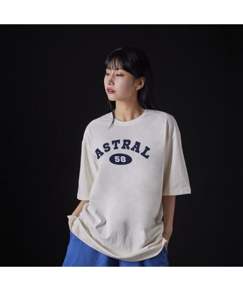 ASTRAL PROJECTION（アストラルプロジェクション）の「[オーバーサイズ]アストラル 58 13番手 綿 ラウンドネック 半袖Tシャツ_アイボリー（Tシャツ/カットソー・メンズ・その他・MEDIUM/LARGE/XX-LARGE）」の2枚目の写真