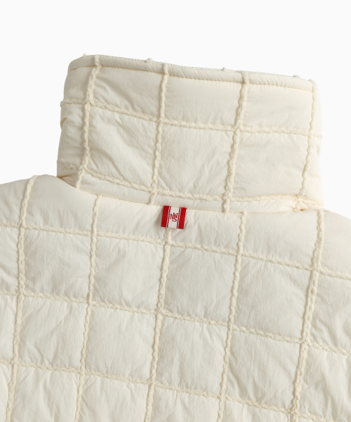 MENASOO(ミナス)の「MNS Short Puffer Jacket_Ivory(ダウンジャケット/コート・レディース・アイボリー・F)」の17枚目の写真