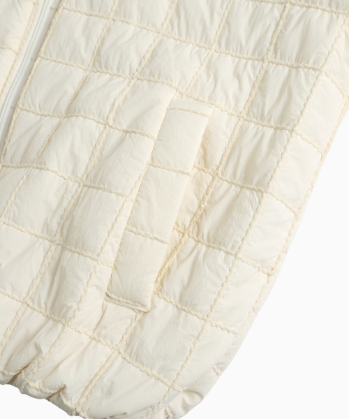 MENASOO(ミナス)の「MNS Short Puffer Jacket_Ivory(ダウンジャケット/コート・レディース・アイボリー・F)」の19枚目の写真
