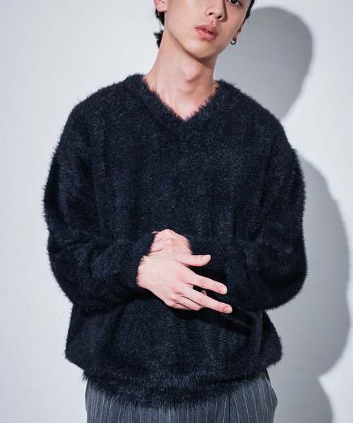 MDR(エムディアール)の「『シャギーVネックニットトップス』(ニット/セーター・メンズ・ブラック/グレー・M/L)」の5枚目の写真