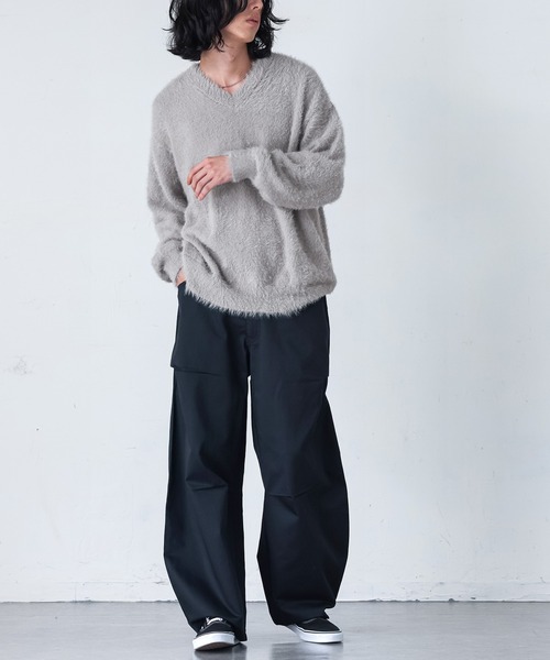 MDR(エムディアール)の「『シャギーVネックニットトップス』(ニット/セーター・メンズ・ブラック/グレー・M/L)」の11枚目の写真