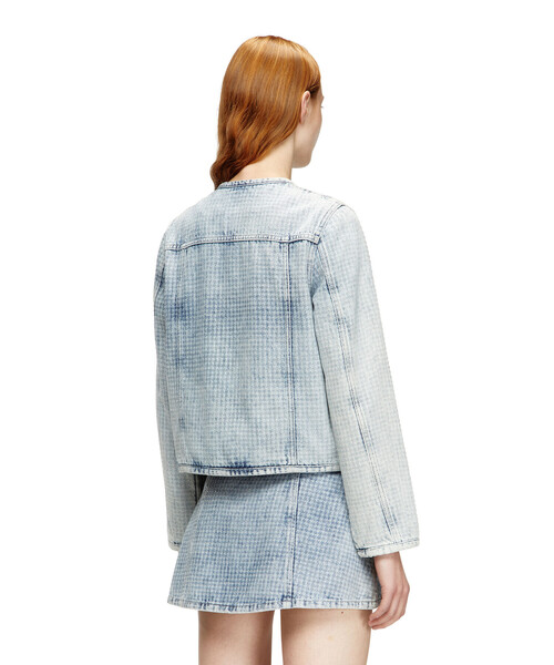 DIESEL（ディーゼル）の「ウィメンズ デニムジャケット DE-GRAFY-S（デニムジャケット・レディース・インディゴブルー・X-SMALL/SMALL/MEDIUM）」の2枚目の写真