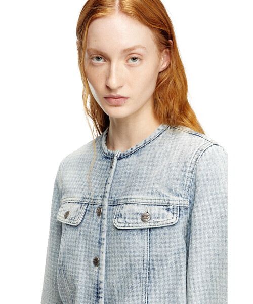 DIESEL（ディーゼル）の「ウィメンズ デニムジャケット DE-GRAFY-S（デニムジャケット・レディース・インディゴブルー・X-SMALL/SMALL/MEDIUM）」の3枚目の写真