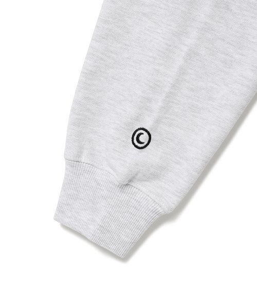 Cavish(カビシ)の「APPLIQUE STADIUM LOGO HOODIE LIGHT GREY(CV2ESUM405A)(パーカー・レディース・ライトグレー・LARGE/MEDIUM/SMALL/X-LARGE)」の5枚目の写真