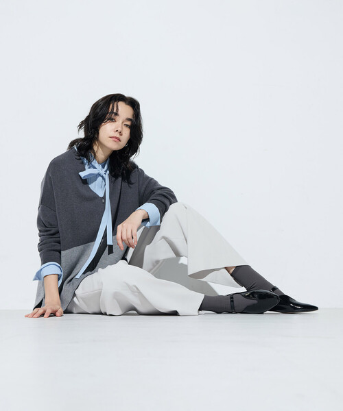 COMME CA(コムサ)の「ウール混スムース ジップカーディガン(カーディガン/ボレロ・レディース・サックスブルー/チャコール/ベージュ系その他・9号)」の7枚目の写真