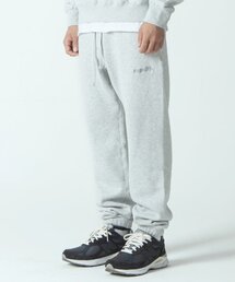 ROYALLIFE（ロイヤルライフ）の「RLJP901 LOGO JOGGER SWEATPANTS - GRAY（スウェットパンツ）」