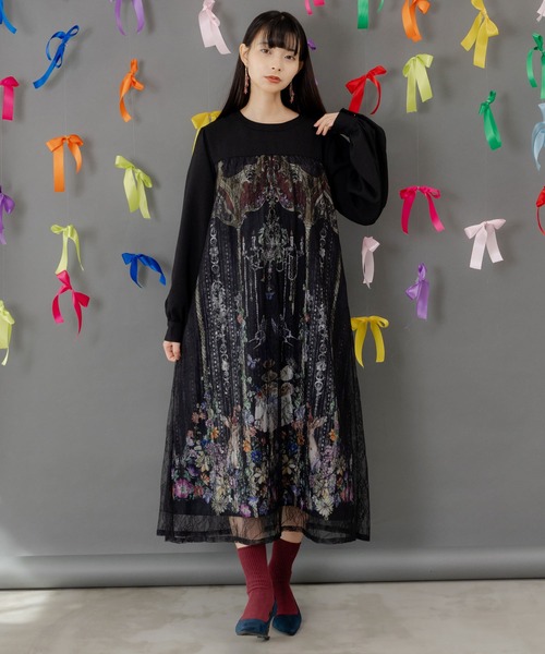 ScoLar（スカラー）の「553292：ガーデンティーパーティ柄 布帛×チュールレースワンピース（ワンピース・レディース・ブラック/アイボリー・M）」の2枚目の写真