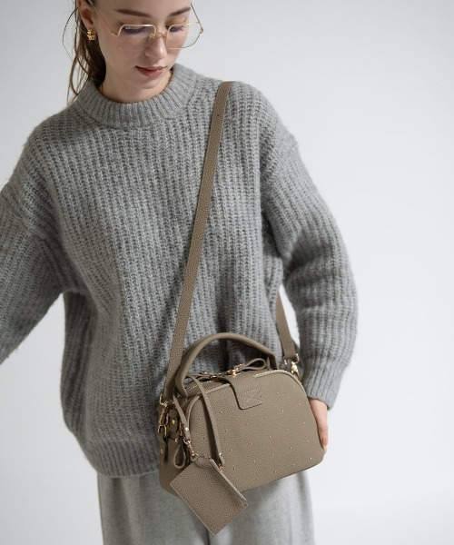 HAYNI（ヘイニ）の「Nene Loche Dot ネネロシェ ドット（ショルダーバッグ・レディース・グレー系/ブラウン系/ブラック×ゴールド・FREE）」の3枚目の写真