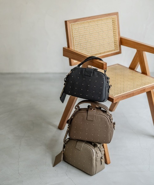 HAYNI（ヘイニ）の「Nene Loche Dot ネネロシェ ドット（ショルダーバッグ・レディース・グレー系/ブラウン系/ブラック×ゴールド・FREE）」の7枚目の写真