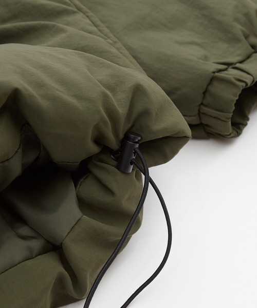 SIDEWAY STANCE（サイドウェイスタンス）の「【SIDEWAY STANCE】シリコンワッペン パデッドジャケット（ダウンジャケット/コート・メンズ・ブラック/ホワイト/カーキ・LARGE/MEDIUM/SMALL）」の9枚目の写真