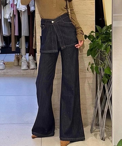 Teem Store（チームストア）の「【再入荷】【動画あり】スカートレイヤード風ハイウエストフレアデニムパンツ 美脚効果（デニムパンツ・レディース・インディゴブルー・M/L）」の15枚目の写真