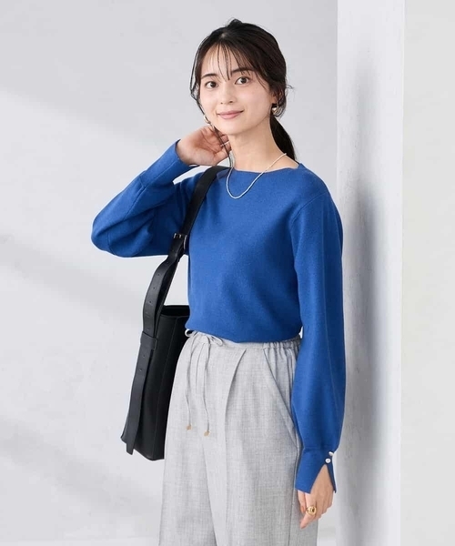 a.v.v(アーヴェヴェ)の「【WEB限定】ボートネックパフスリーブスプリングニット(ニット/セーター・レディース・ライラック/アイボリー/ブラック/ブルー/グレー/ピンク・36/38/42/40)」の9枚目の写真