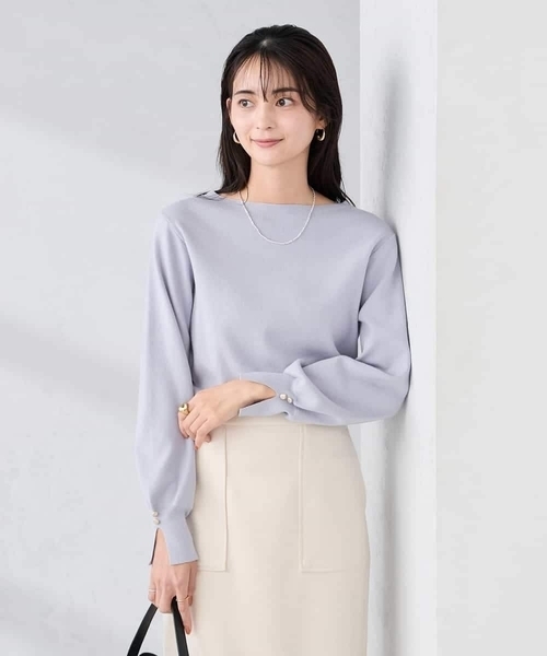 a.v.v(アーヴェヴェ)の「【WEB限定】ボートネックパフスリーブスプリングニット(ニット/セーター・レディース・ライラック/アイボリー/ブラック/ブルー/グレー/ピンク・36/38/42/40)」の15枚目の写真
