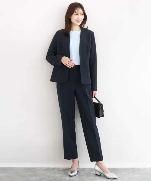 MK MICHEL KLEIN（エムケーミッシェルクラン）の「ダブルクロス テーパードパンツ/セットアップ対応/防シワ/ストレッチ/洗える（その他パンツ・レディース・ネイビー/グレイッシュベージュ・36/38）」の7枚目の写真