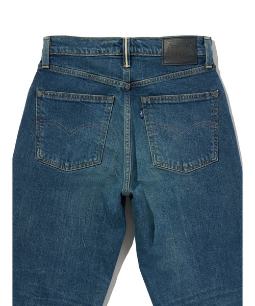 Levi's(リーバイス)の「Levi's/リーバイス BLUETAB(TM) COLUMN ジーンズ MADE IN JAPAN(デニムパンツ・レディース・インディゴブルー・23inch/24inch/25inch/26inch/27inch/28inch)」の13枚目の写真