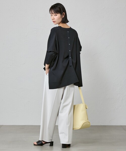 CAST:（キャストコロン）の「【1枚で着映える/セットアップ対応】バックボタンニット（ニット/セーター・レディース・ピンク系その他2/ホワイト/グリーン/ブラック・M）」の9枚目の写真