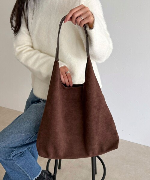 fredy emue（フレディエミュ）の「フェイクスエードトライアングルバッグ（トートバッグ・レディース・ブラウン/ベージュ/ブラック/オリーブ・FREE）」の9枚目の写真