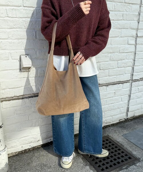 fredy emue（フレディエミュ）の「フェイクスエードトライアングルバッグ（トートバッグ・レディース・ブラウン/ベージュ/ブラック/オリーブ・FREE）」の10枚目の写真