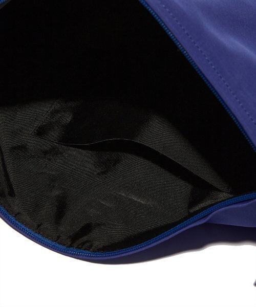 suade（スエード）の「HALFMOON CROSS BAG [PURPLE]（メッセンジャーバッグ・レディース・その他・FREE）」の13枚目の写真