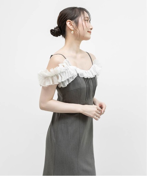 RANDA（ランダ）の「レースフリルマーメイドキャミワンピース（ワンピース・レディース・ブラック/グレー/ベージュ・0/1）」の20枚目の写真