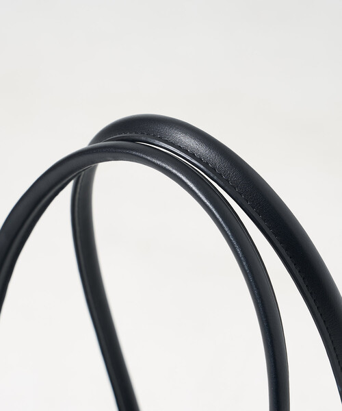 FREAK'S STORE(フリークスストア)の「UMBRO × FREAK'S STORE/アンブロ 別注 スエードタッチ ボストンバッグ/横長バッグ/ショルダーバッグ(ボストンバッグ・レディース・ブラウン/ブラック・ONE SIZE)」の18枚目の写真