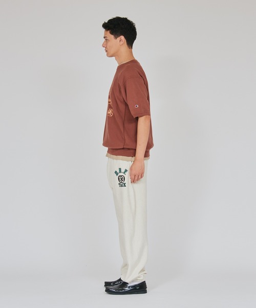 Champion(チャンピオン)の「【Champion/チャンピオン】メンズ リバースウィーブ(R) ショートスリーブスウェットシャツ(スウェット・メンズ・オリーブ/ブラック系その他/ブラウン/ブルー系その他・LARGE/MEDIUM/X-LARGE)」の6枚目の写真