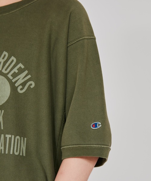 Champion(チャンピオン)の「【Champion/チャンピオン】メンズ リバースウィーブ(R) ショートスリーブスウェットシャツ(スウェット・メンズ・オリーブ/ブラック系その他/ブラウン/ブルー系その他・LARGE/MEDIUM/X-LARGE)」の22枚目の写真