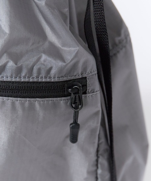 NANGA（ナンガ）の「NANGA/ナンガ Fibermax TUL KNAPSACK パッカブル ナップサック 秋 秋服 2026年秋冬（ショルダーバッグ・メンズ・イエロー/グレー/ブラック・FREE）」の15枚目の写真