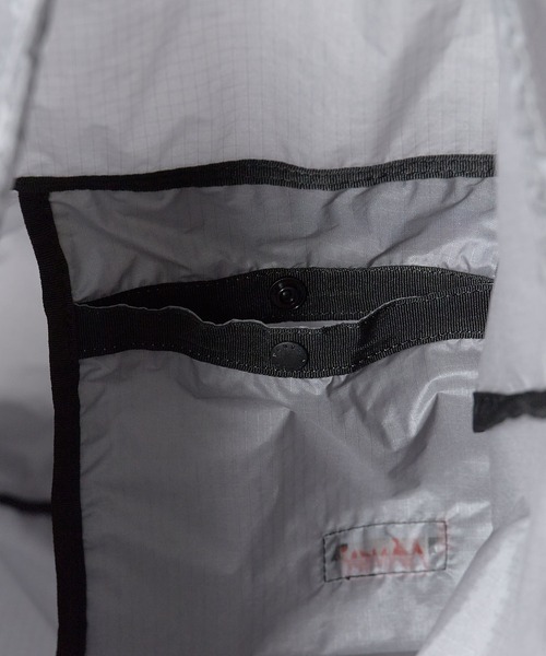 NANGA（ナンガ）の「NANGA/ナンガ Fibermax TUL KNAPSACK パッカブル ナップサック 秋 秋服 2026年秋冬（ショルダーバッグ・メンズ・イエロー/グレー/ブラック・FREE）」の17枚目の写真