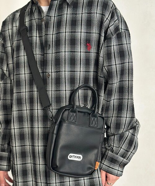 OUTDOOR PRODUCTS（アウトドアプロダクツ）の「【OUTDOOR PRODUCTS】2WAYショルダー（トートバッグ・メンズ・ブラウン/ブラック/ブラック系その他・FREE）」の2枚目の写真