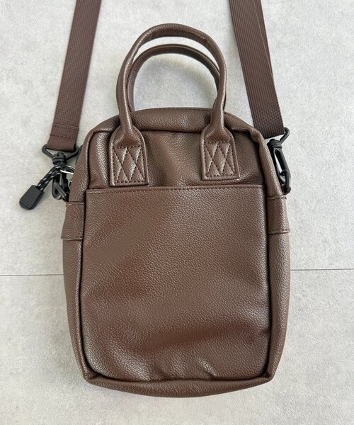 OUTDOOR PRODUCTS（アウトドアプロダクツ）の「【OUTDOOR PRODUCTS】2WAYショルダー（トートバッグ・メンズ・ブラウン/ブラック/ブラック系その他・FREE）」の12枚目の写真