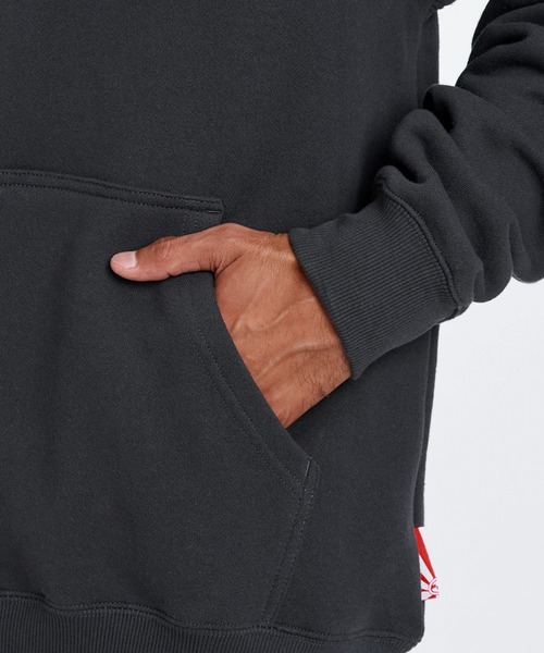 BILLABONG(ビラボン)の「BILLABONG メンズ 【A.IRONS】A.I. FOREVER HOOD パーカー 【2026年春夏モデル】/ビラボンアンディアイアインズコラボプルオーバーフーディー(パーカー・メンズ・ブラック・MEDIUM/LARGE/X-LARGE)」の16枚目の写真