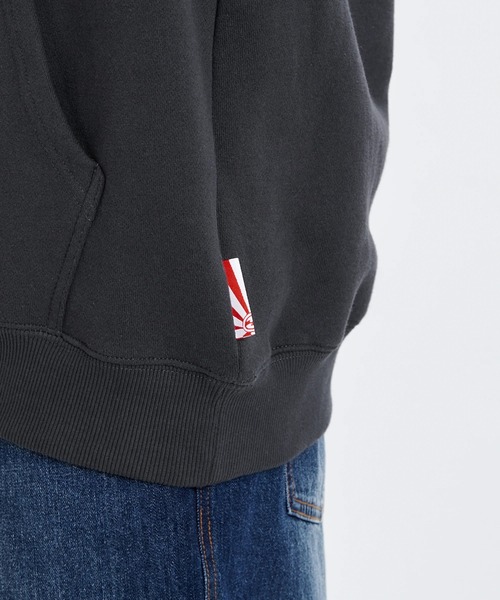 BILLABONG(ビラボン)の「BILLABONG メンズ 【A.IRONS】A.I. FOREVER HOOD パーカー 【2026年春夏モデル】/ビラボンアンディアイアインズコラボプルオーバーフーディー(パーカー・メンズ・ブラック・MEDIUM/LARGE/X-LARGE)」の15枚目の写真