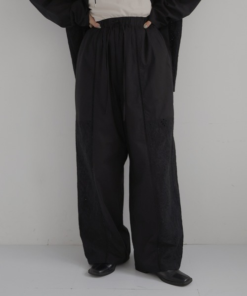 hellam(へラム)の「刺繍レースイージーパンツ(その他パンツ・レディース・ブラック/ホワイト・FREE)」の6枚目の写真