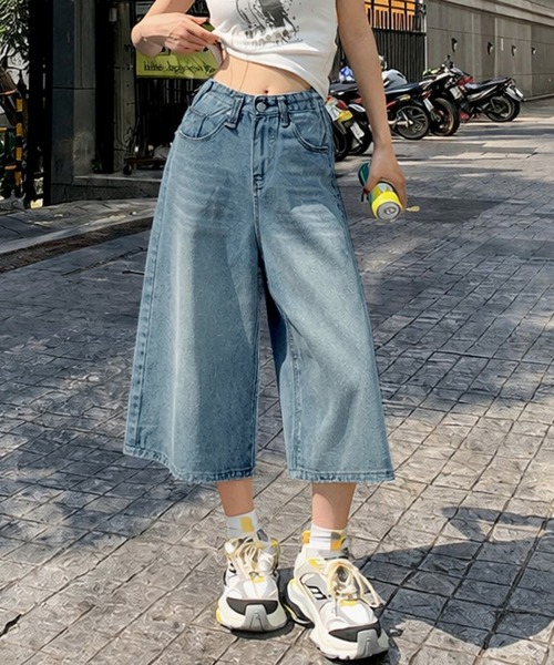 NANEA(ナネア)の「デニムワイドハーフパンツ(デニムパンツ・レディース・ブルー/ネイビー・SMALL/MEDIUM/LARGE/X-SMALL)」の2枚目の写真